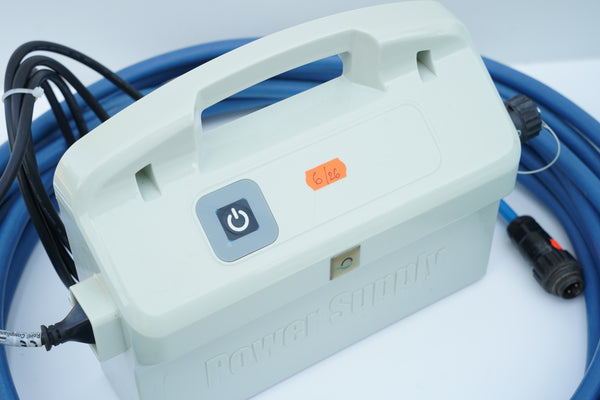 Robot de curățare pentru piscină Dolphin Moby Pro