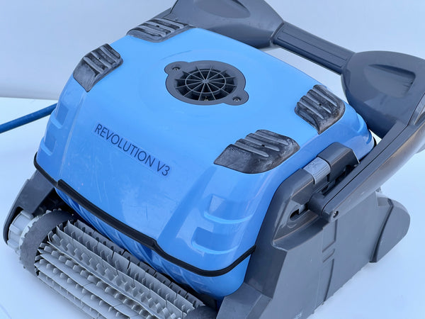 Robot de curățare pentru piscină Dolphin Revolution V3