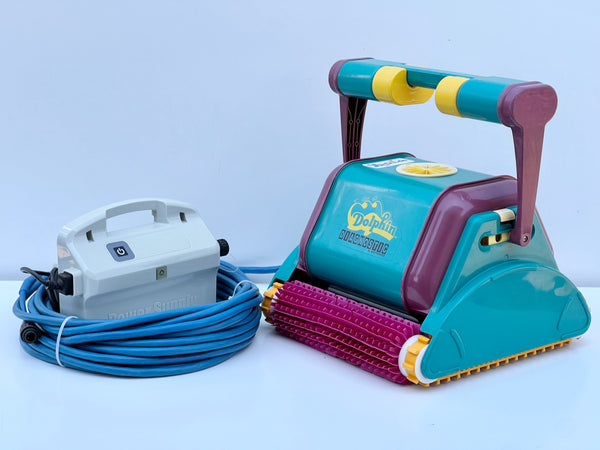 Robot de curățare pentru piscină Dolphin Diagnostic 2001