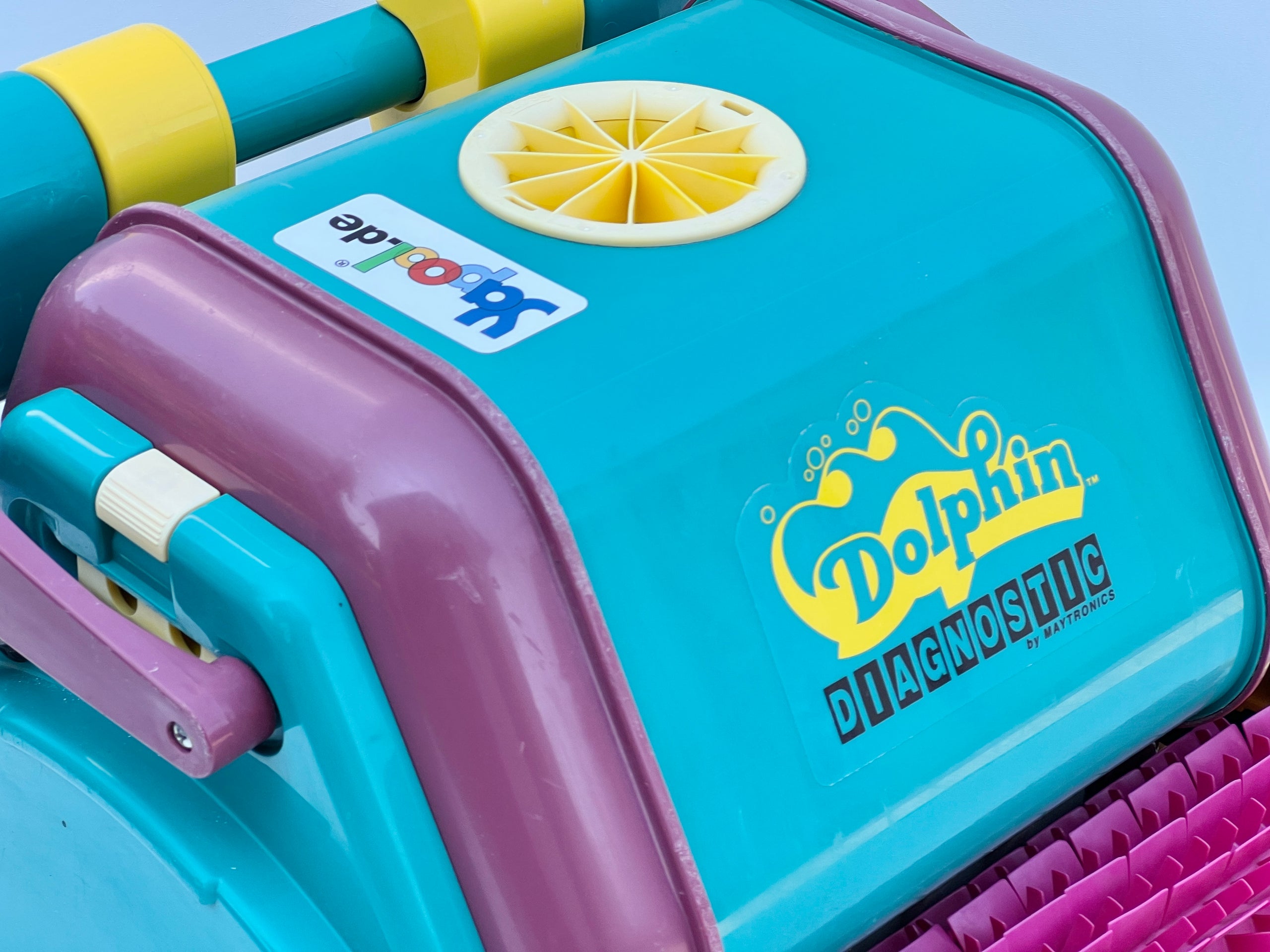 Dolphin Diagnostic 2001 Pool Robot