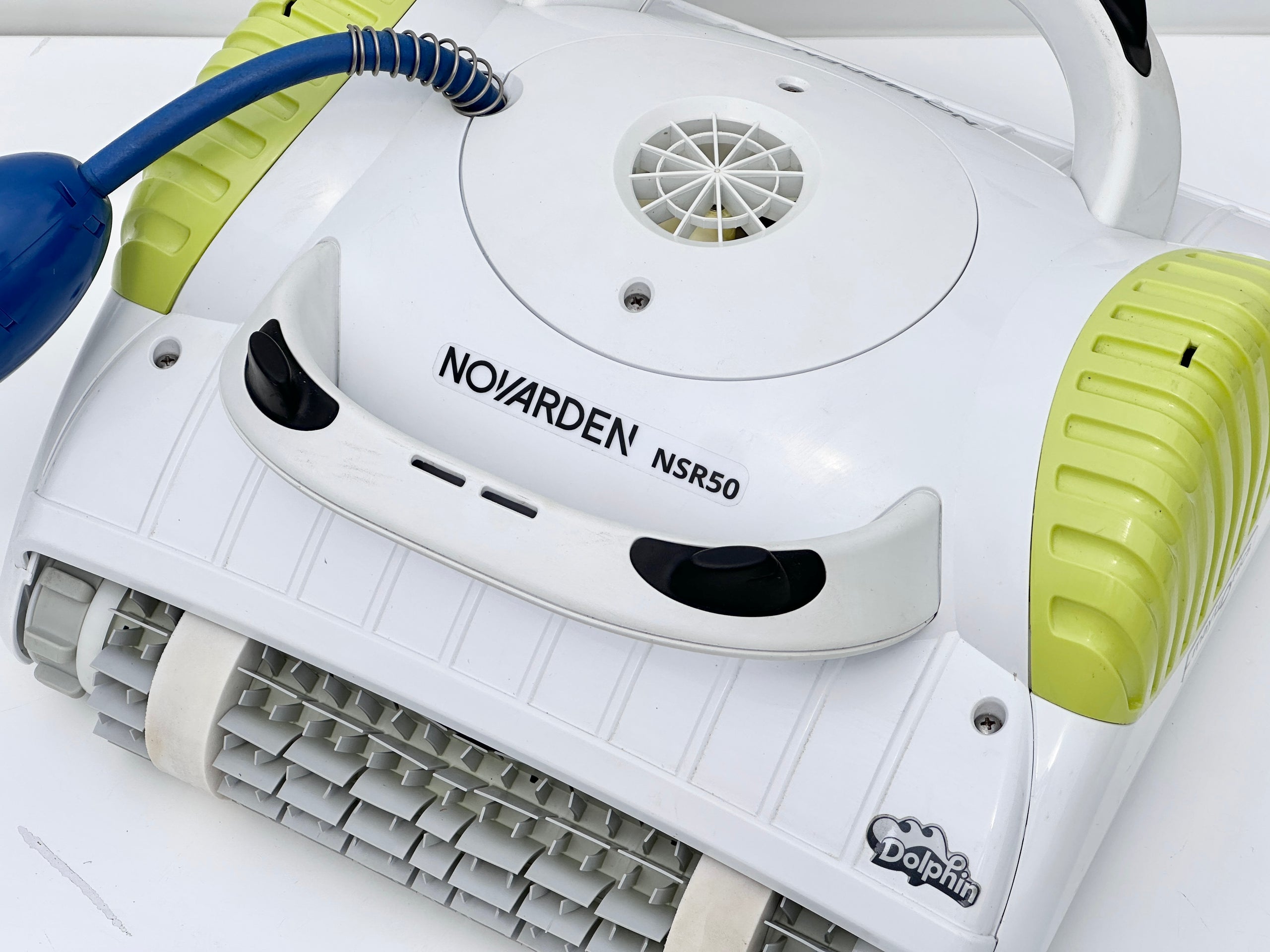 Robot curățare piscină Dolphin Novarden NSR50
