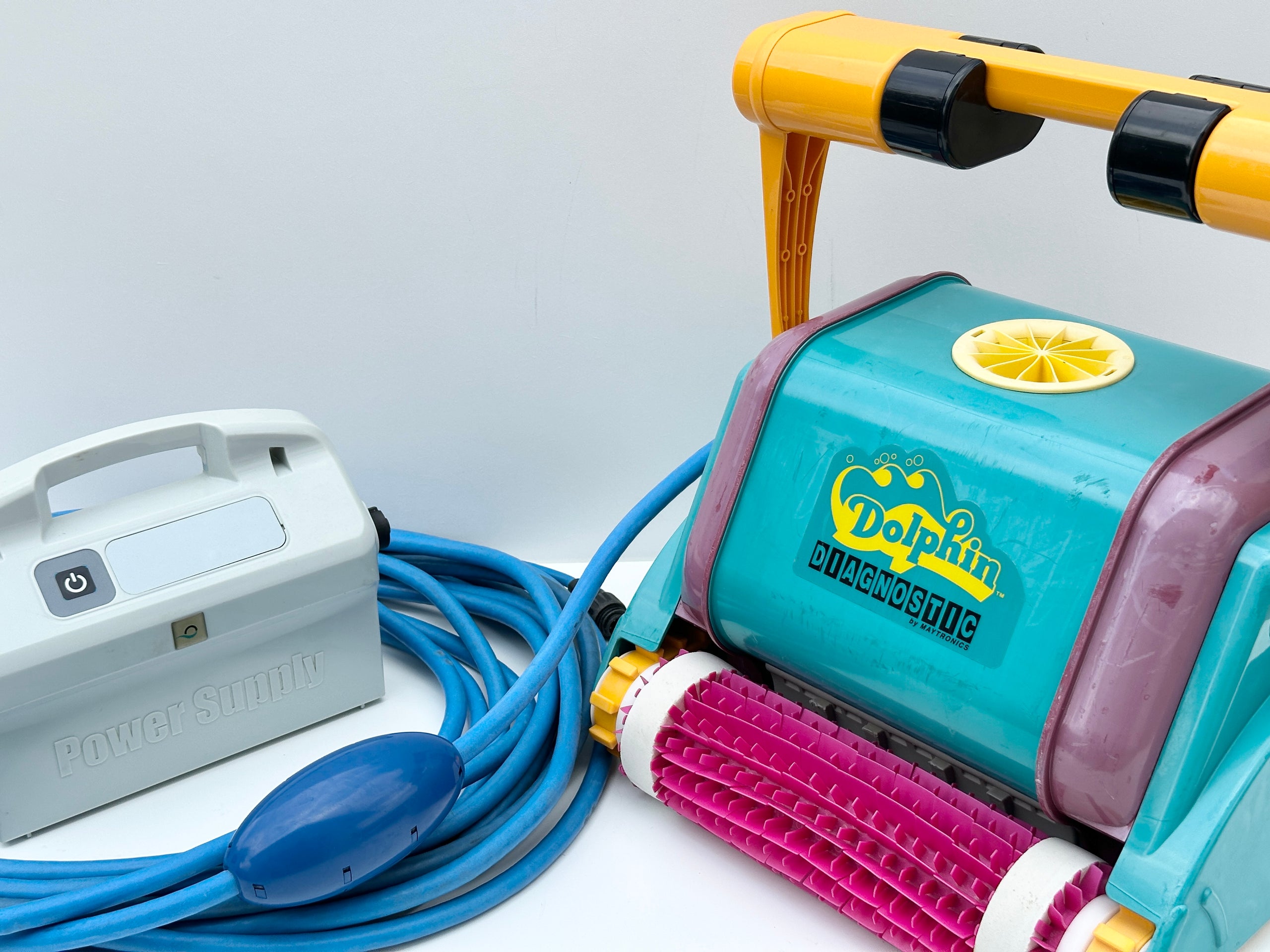 Dolphin Diagnostic 2001 Pool Robot