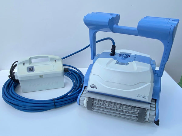 Robot de curățare pentru piscină Dolphin Maytronics SF40