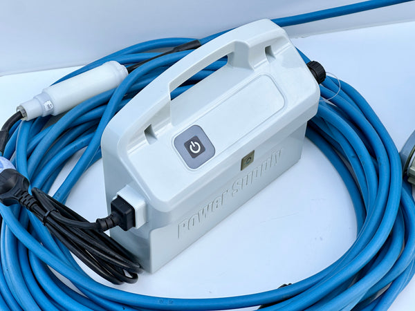 Robot de curățare pentru piscină Dolphin Supreme M4 PRO