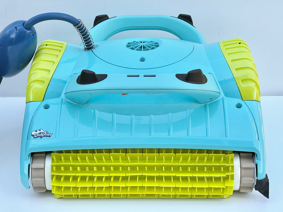 Dolphin Moby Pro Pool Robot