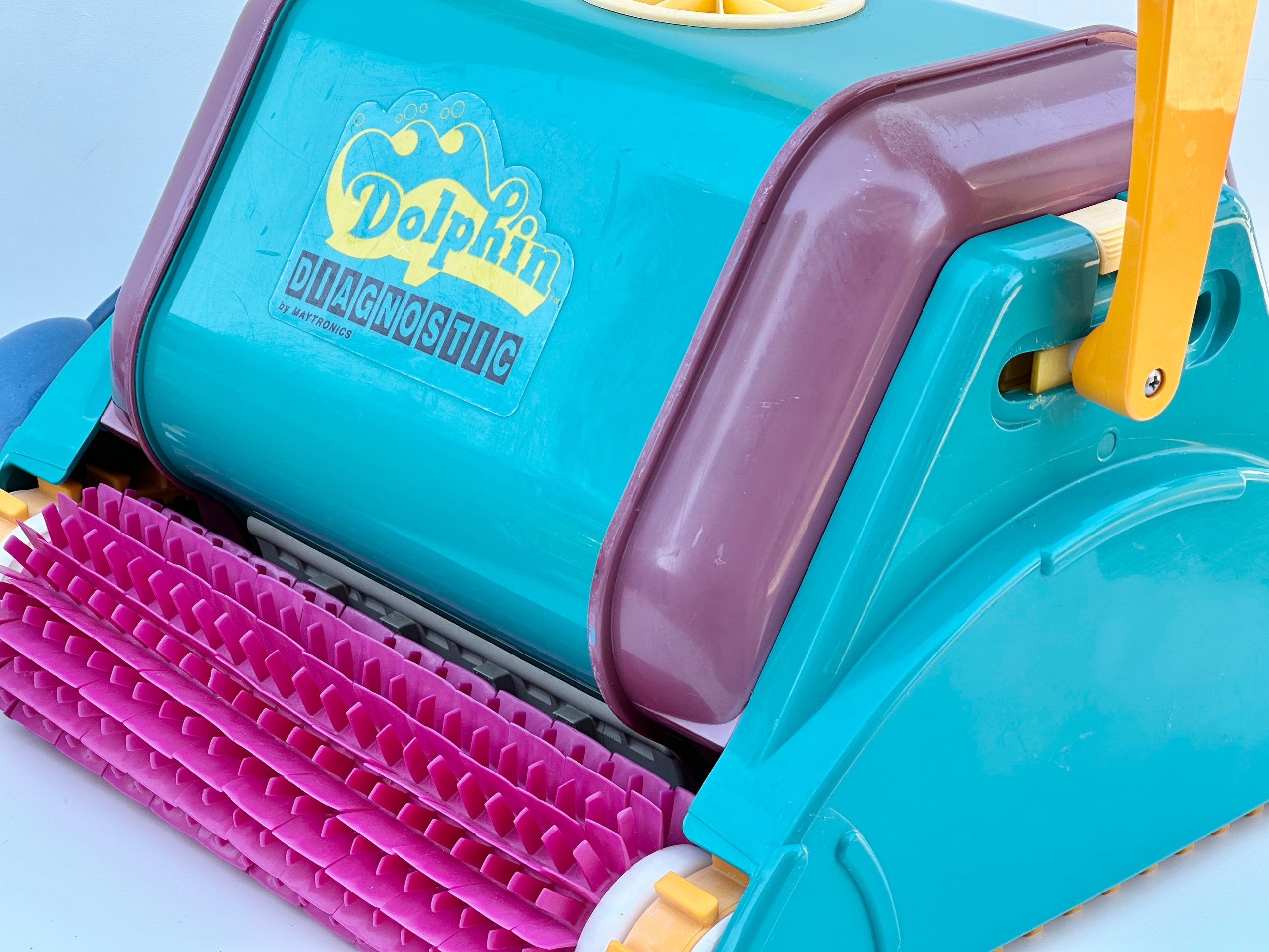 Dolphin Diagnostic 2001 Pool Robot