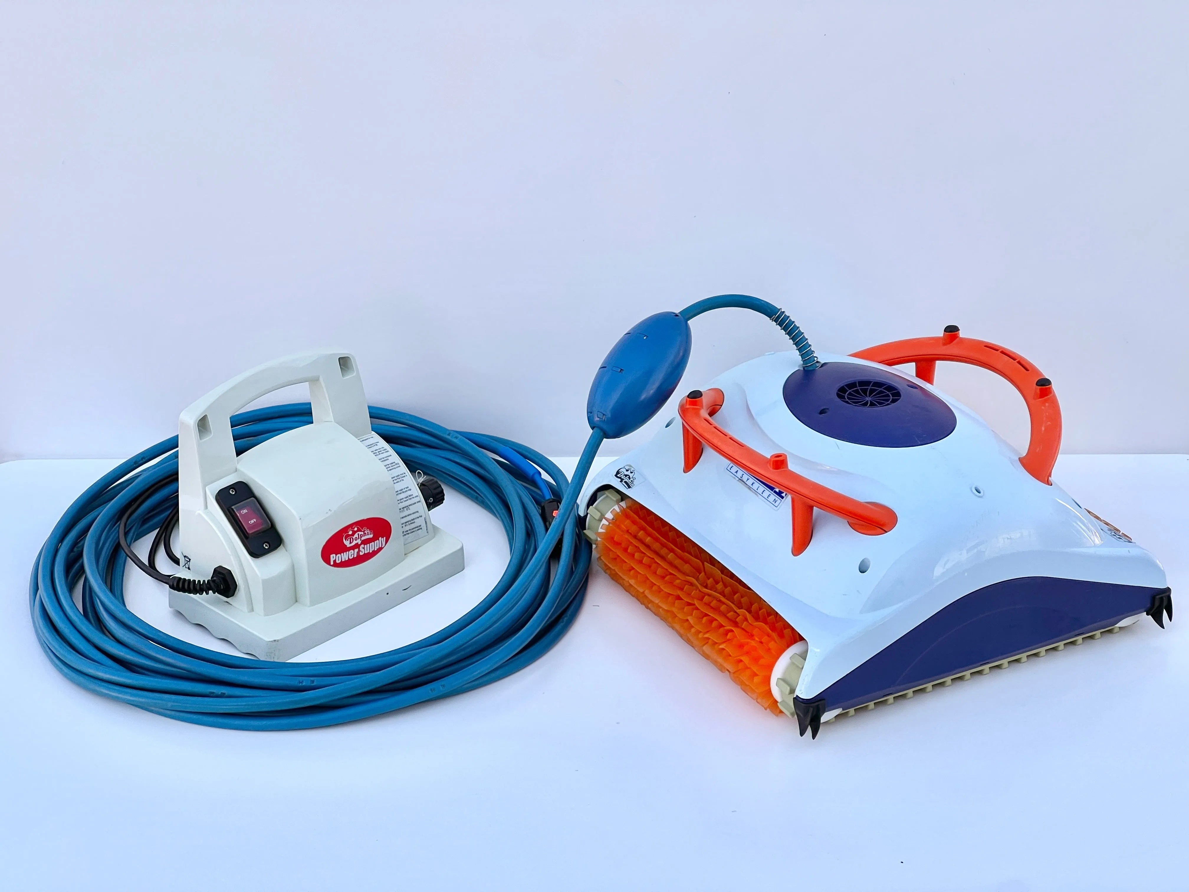Robot Piscina Dolphin Easykleen - MetodoBlu