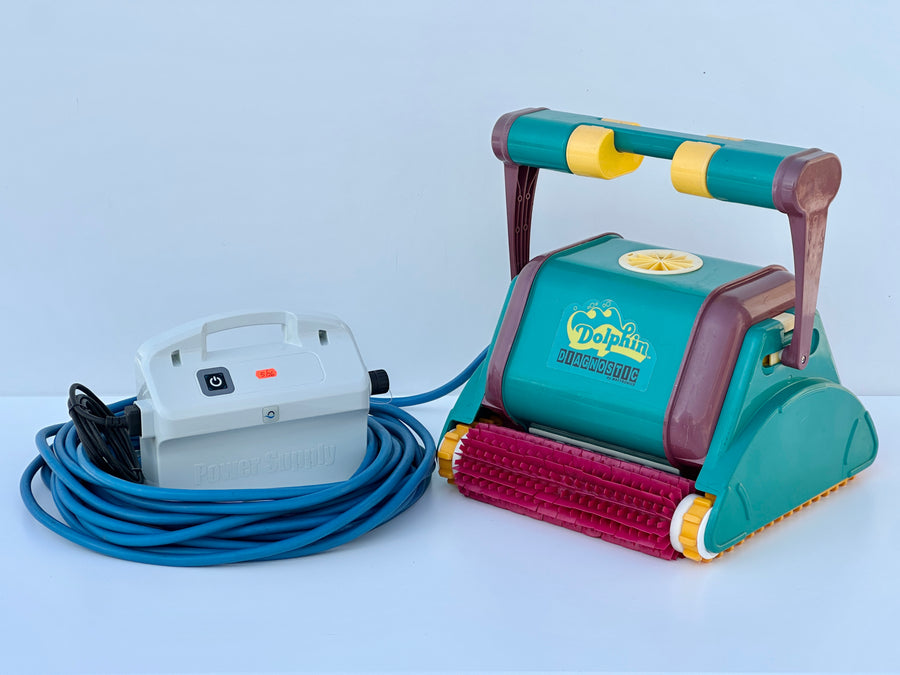 Dolphin Diagnostic Pool Robot