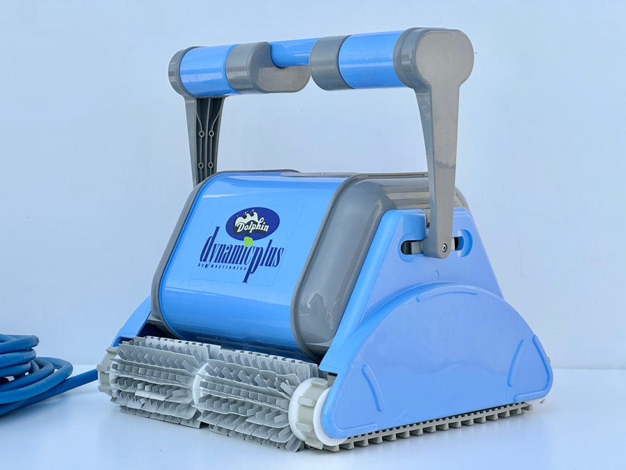 Robot de curățare pentru piscină Dolphin Dynamic Plus