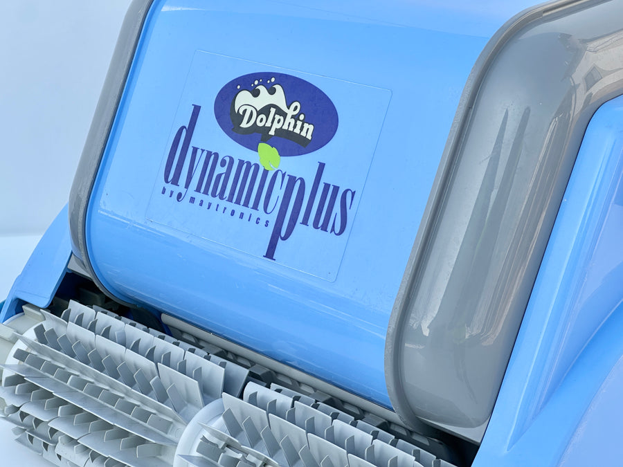 Robot de curățare pentru piscină Dolphin Dynamic Plus