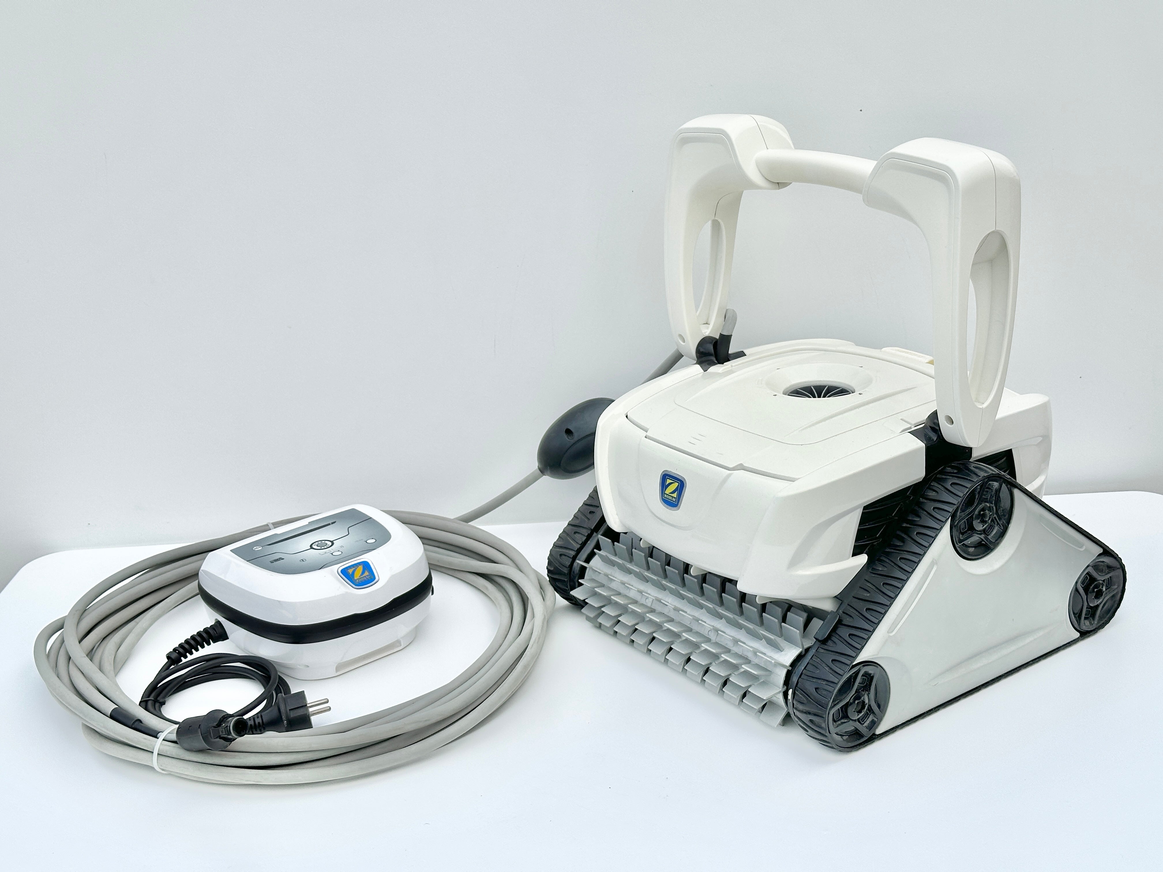 Zodiac CyclonX RC4370 Pool Robot