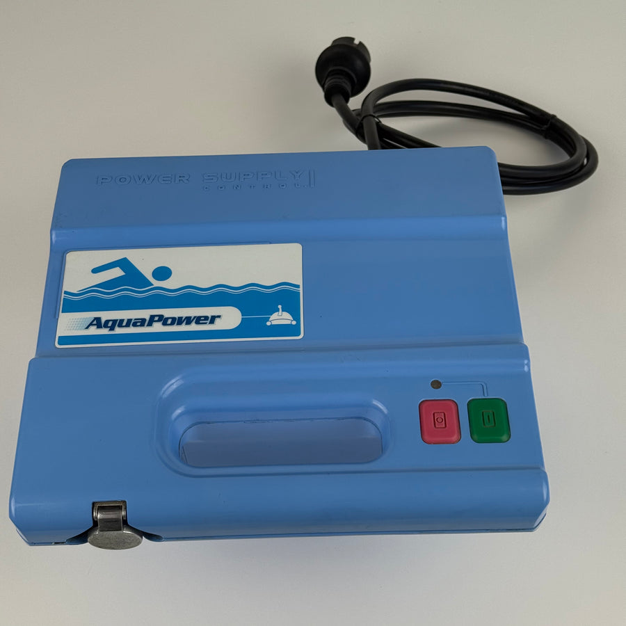Alimentator pentru robot de curățare piscină Aquabot / Aquatron AQ11010E100 - Recondiționat (Garanție 12 luni)