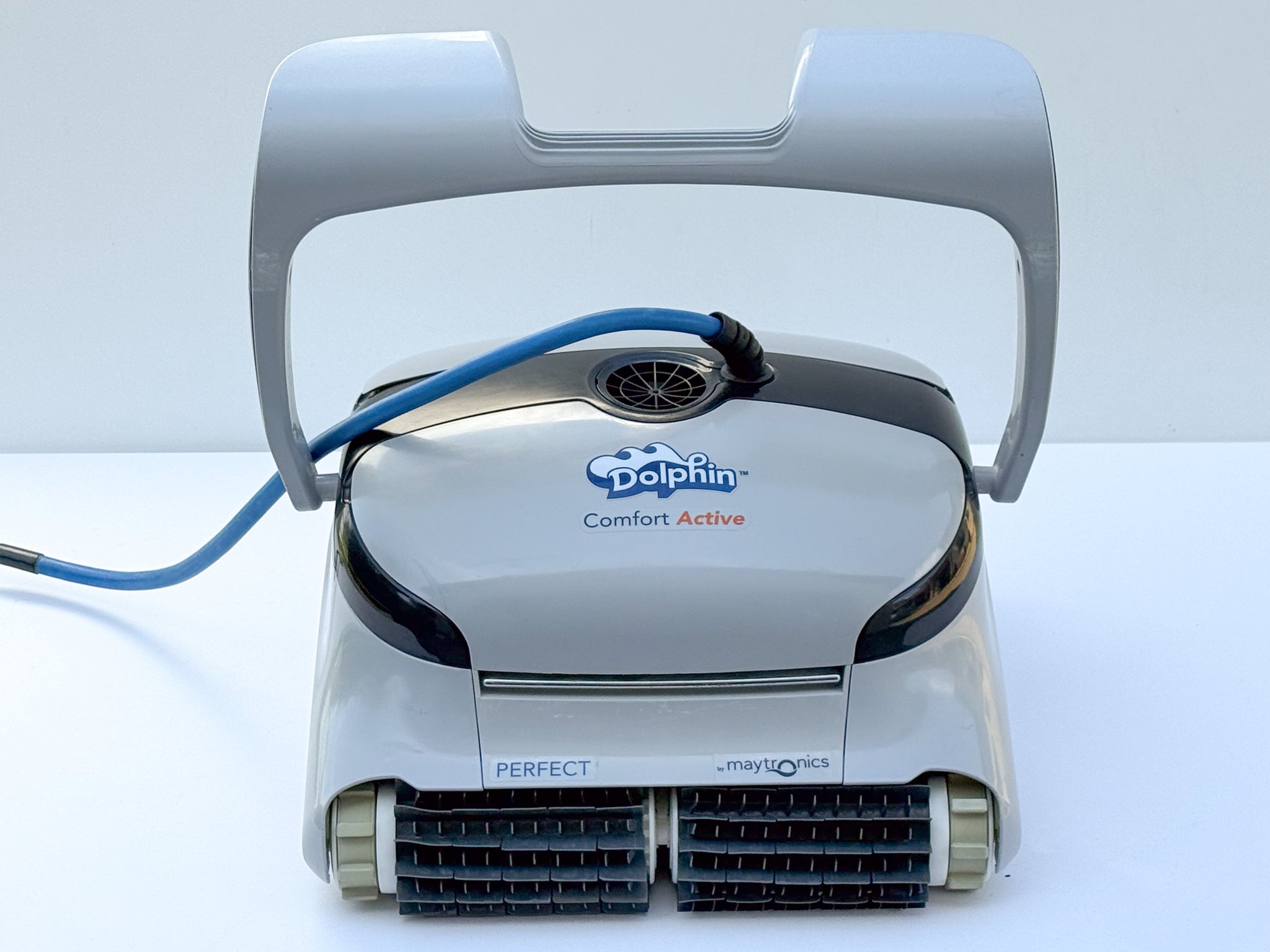 Robot curățare piscină Dolphin Maytronics Comfort Active