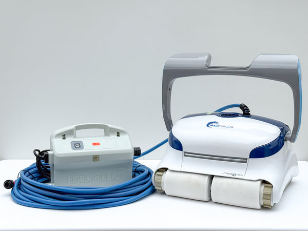 Dolphin Maytronics Maximus X70 Pool Robot