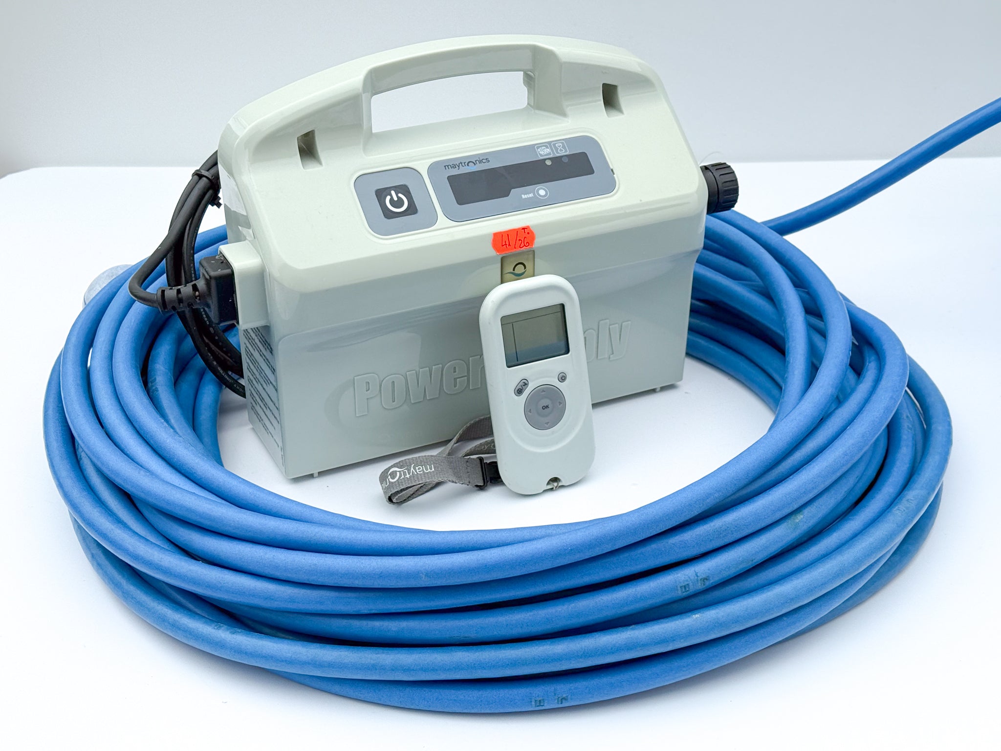 Robot curățare piscină Dolphin Dynamic Plus Telecomandă