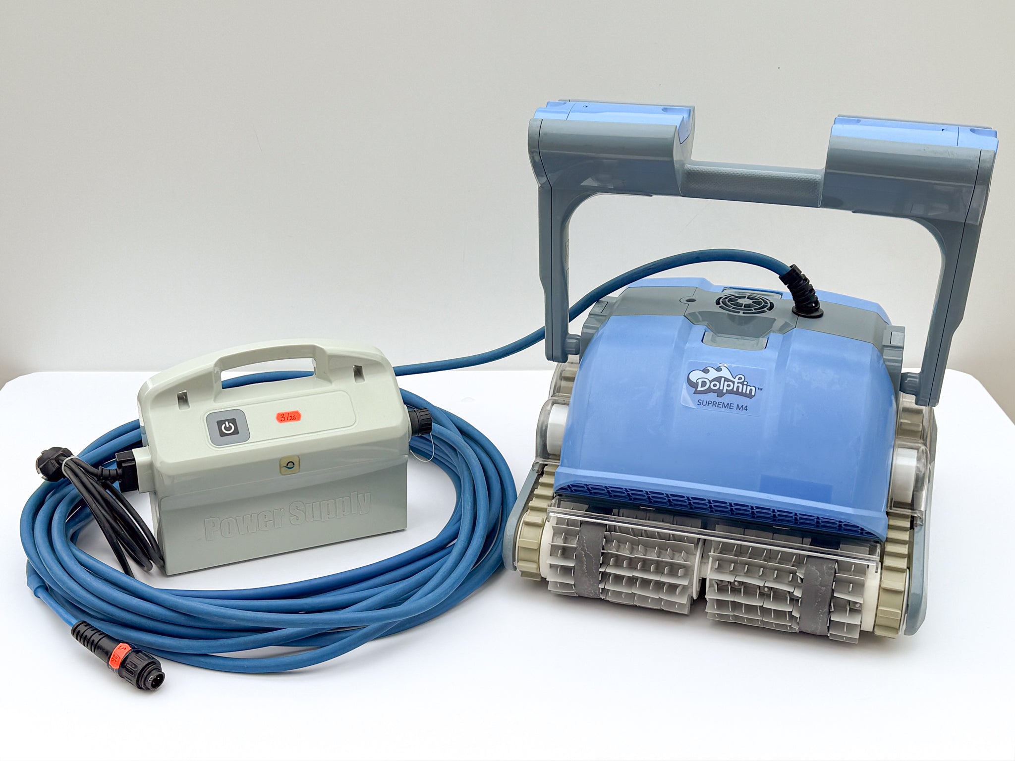 Robot para piscina Dolphin Maytronics Supreme M5