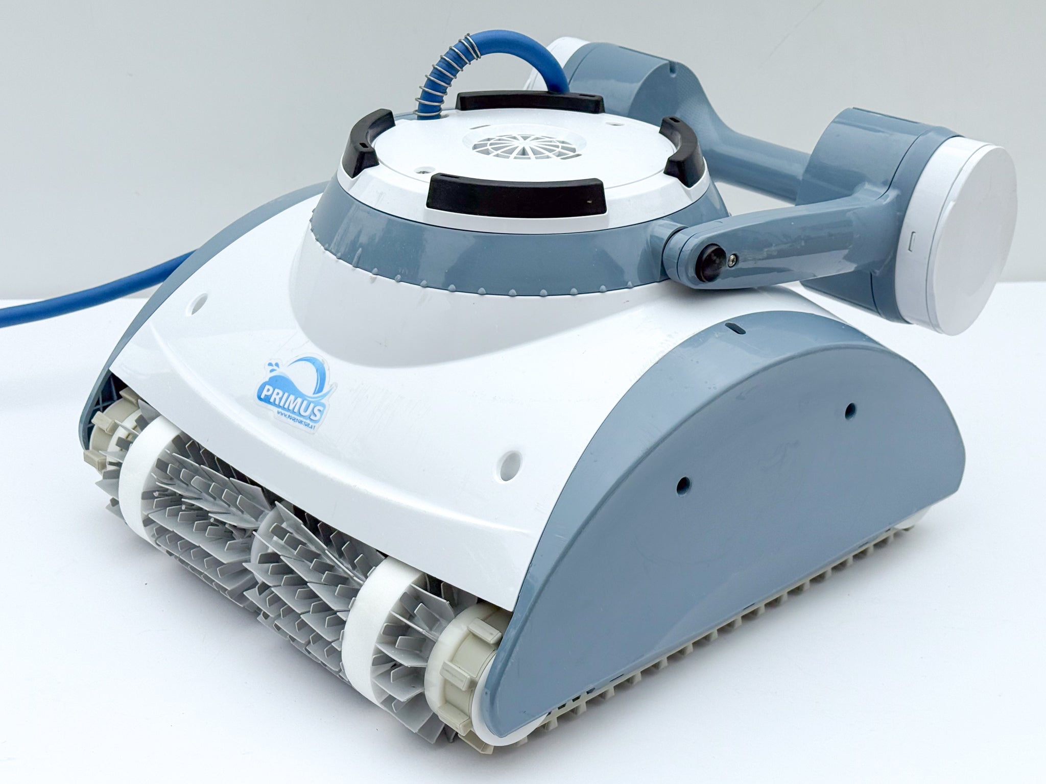 Robot de piscina Dolphin Master M5