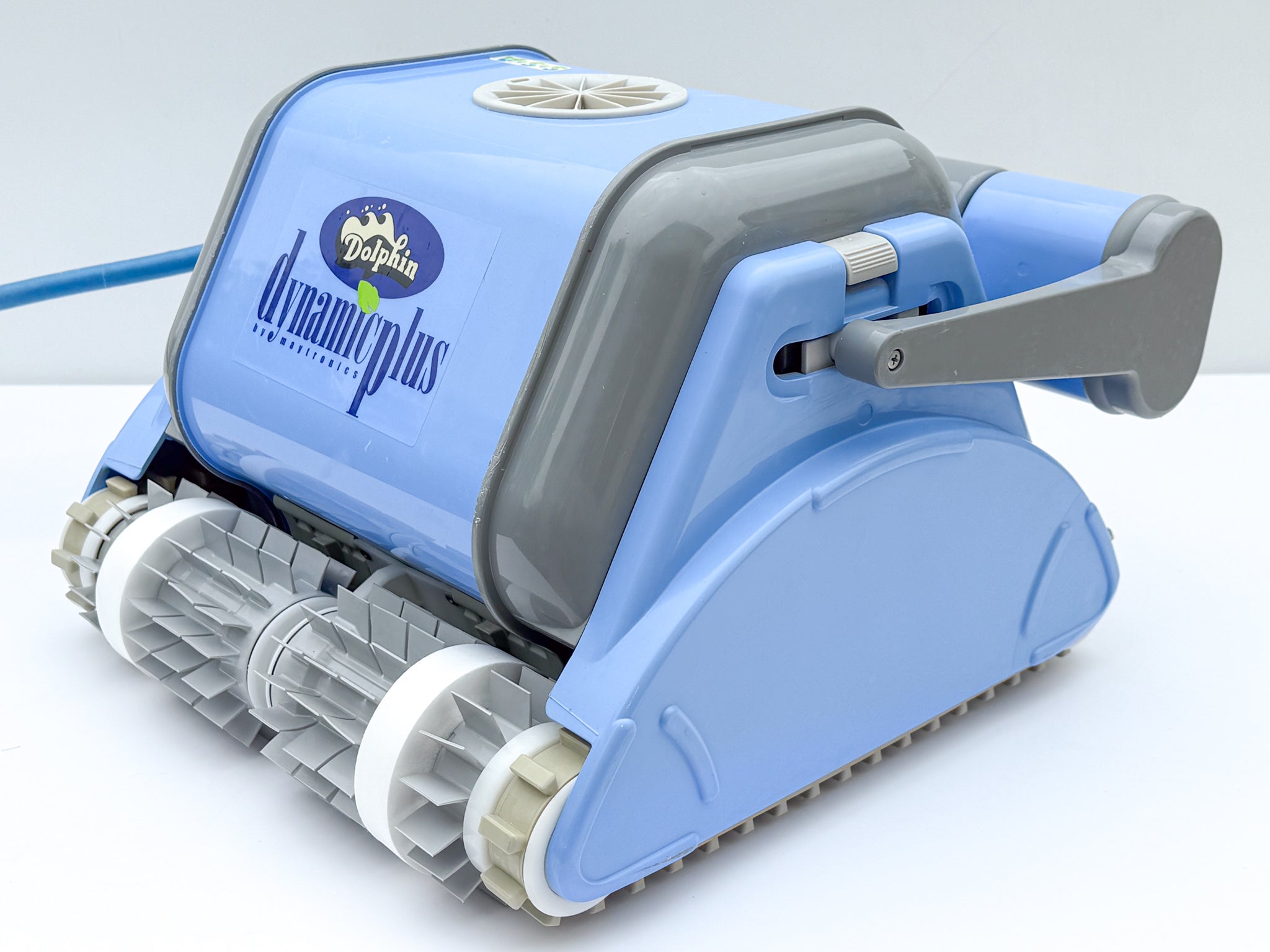 Robot curățare piscină Dolphin Dynamic Plus