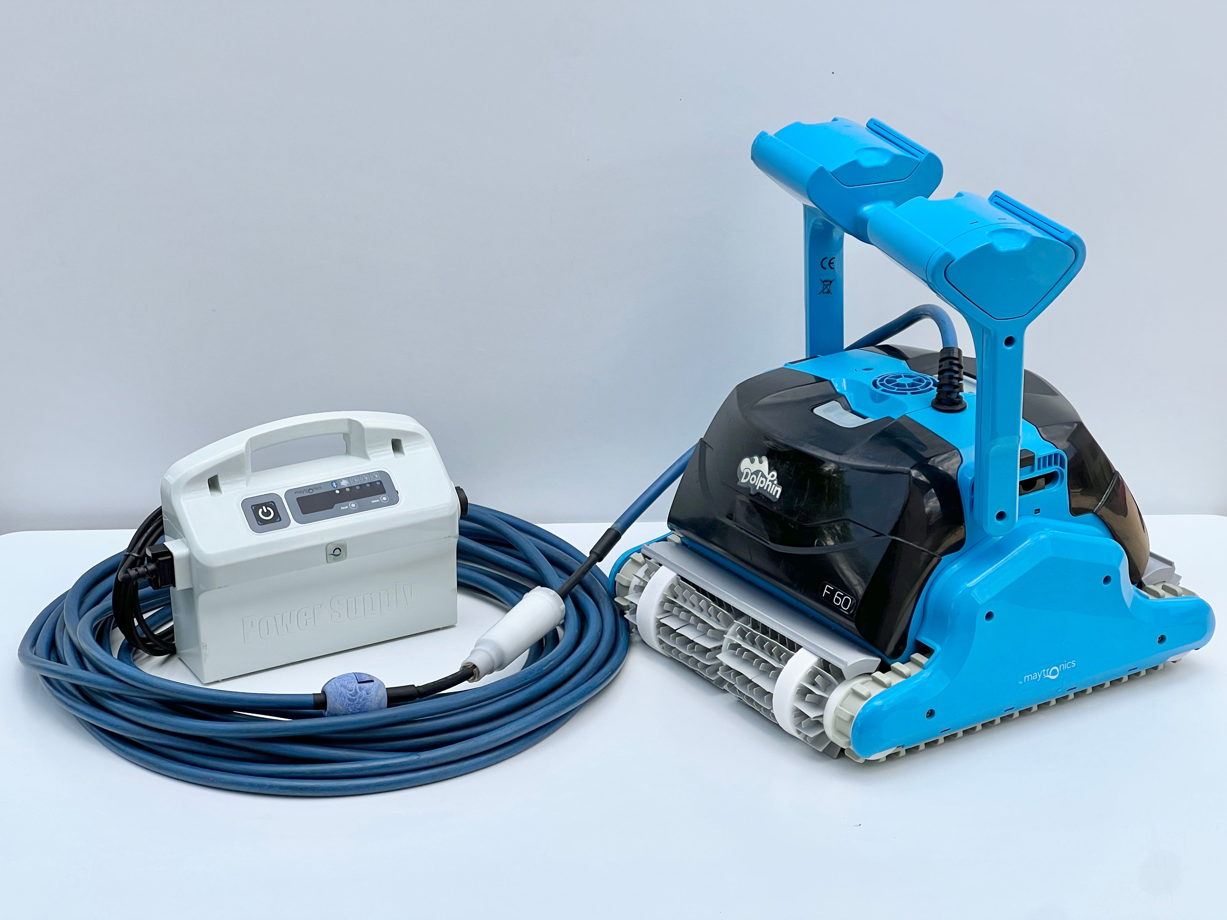 Robot de piscină Dolphin Maytronics F60