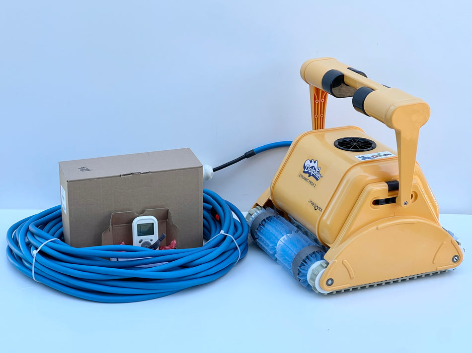 Robot pool cleaner Dolphin Dynamic Pro x2