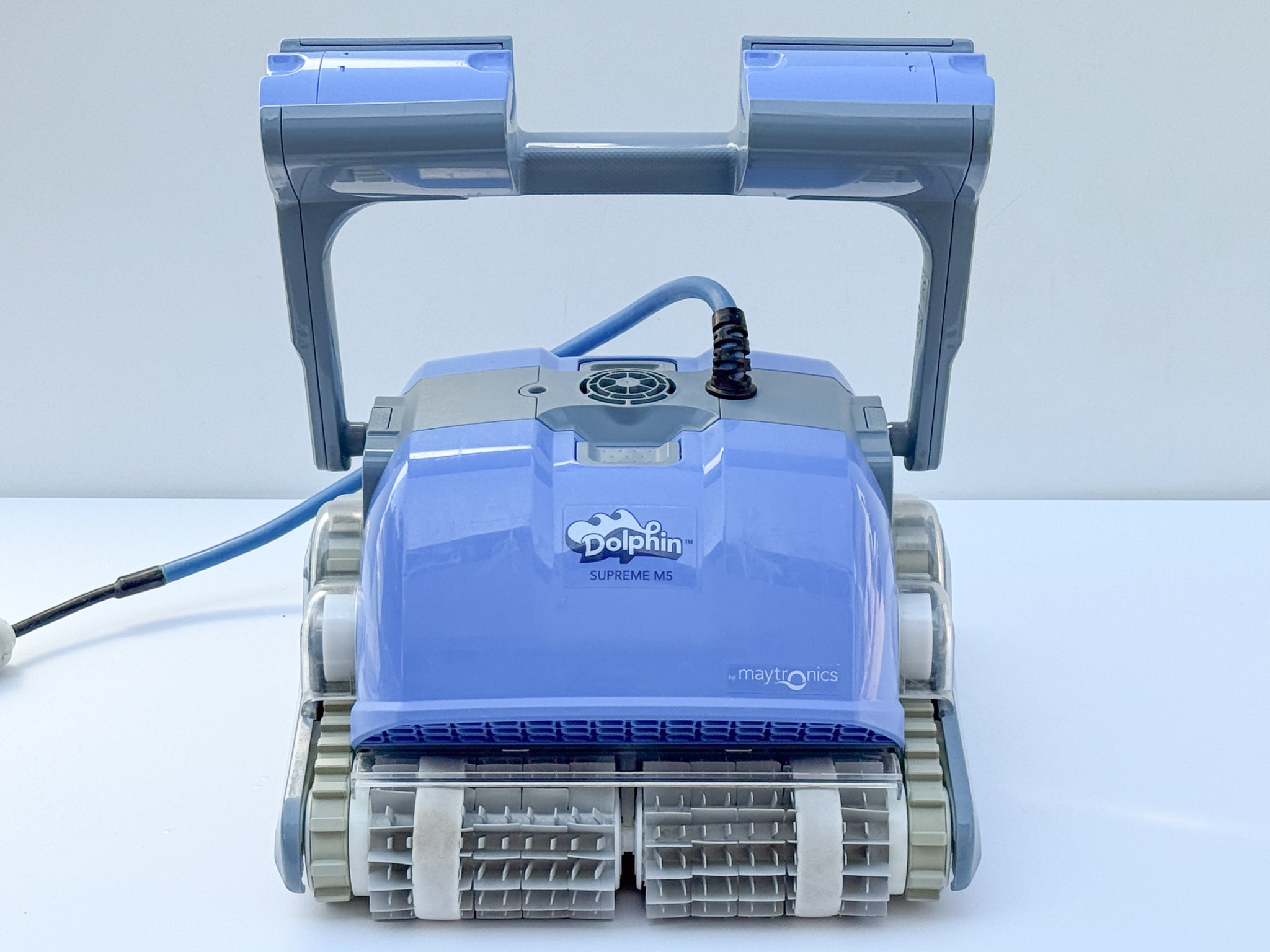 Dolphin Maytronics Supreme M5 Pool Robot