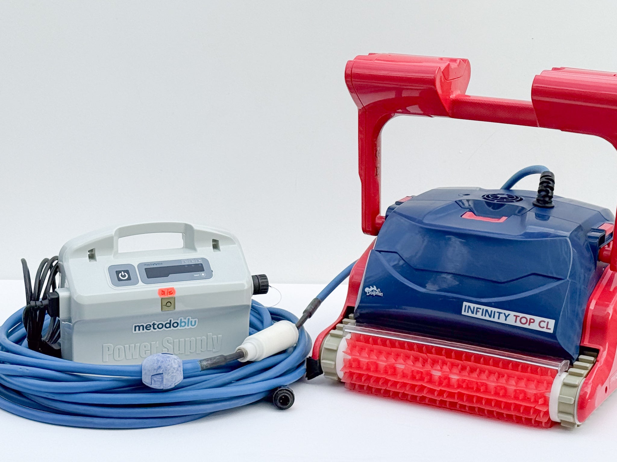 Dolphin Infinity Top CL Pool Robot - Guaranteed