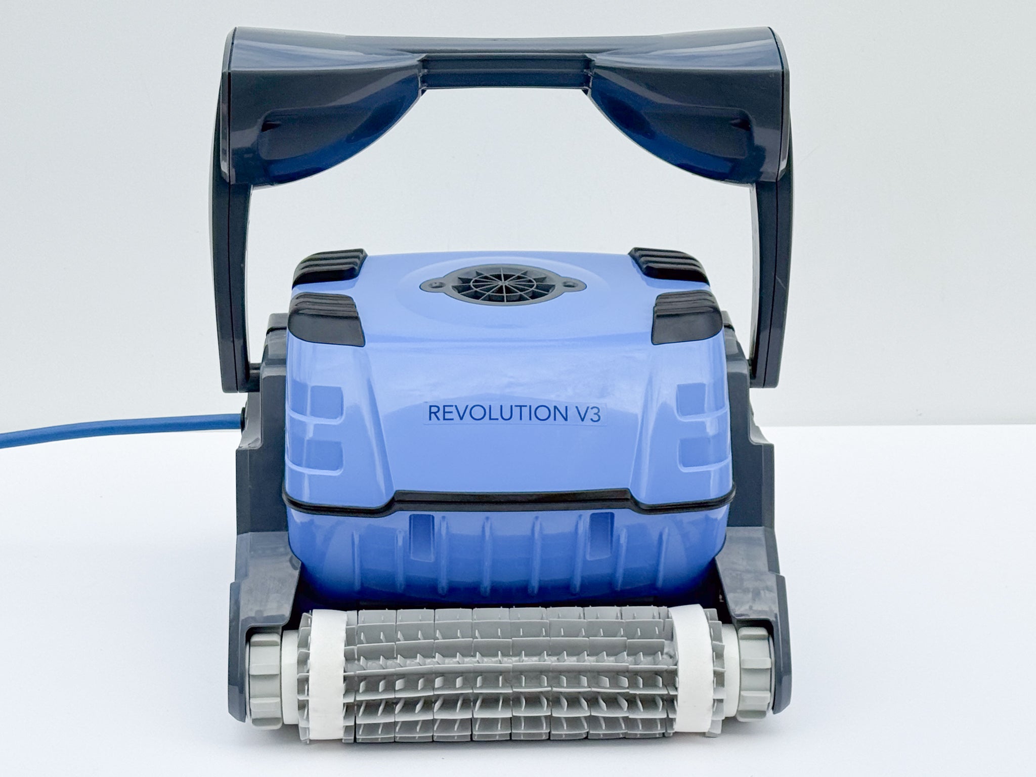 Bazénový robot Dolphin Revolution V3