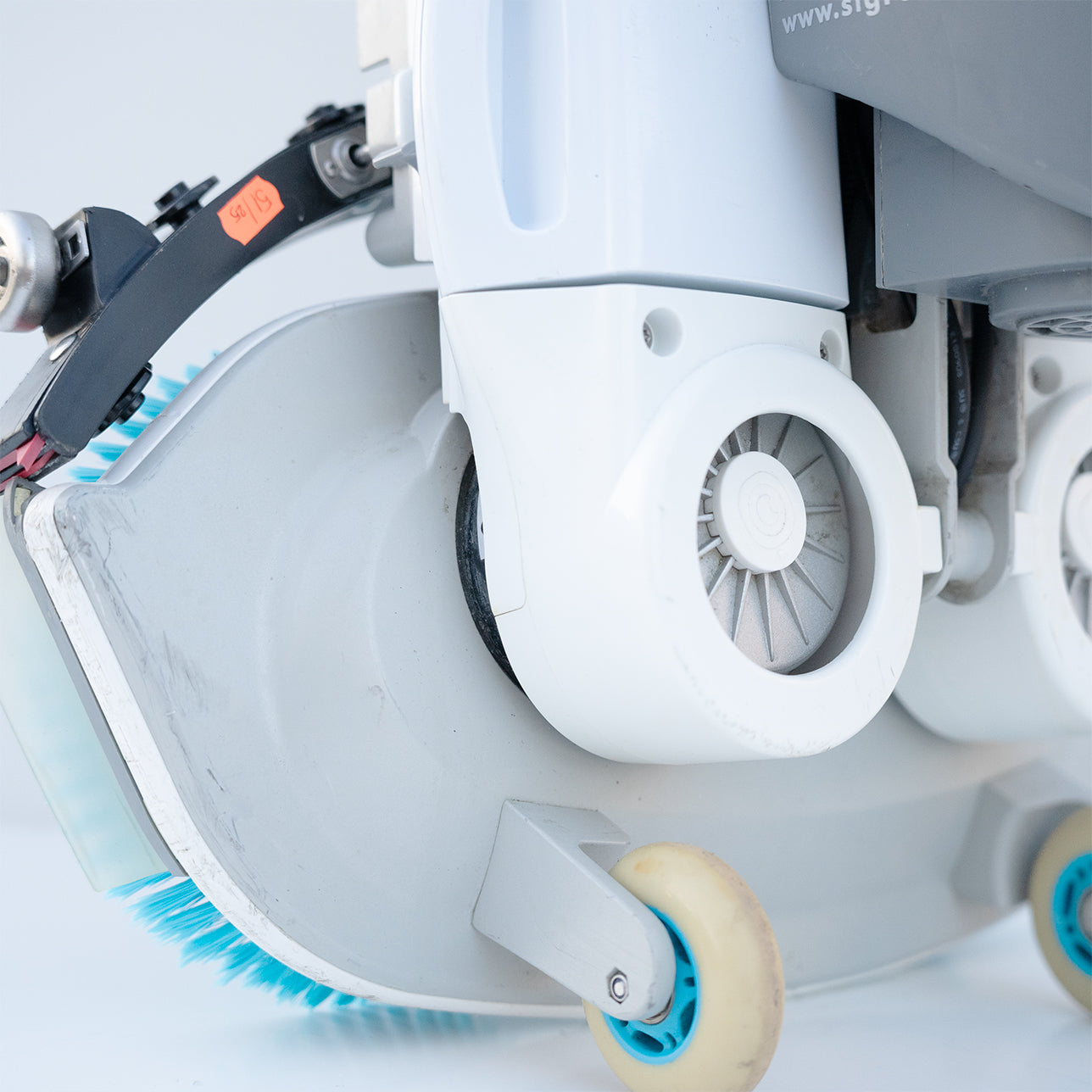 I-mop XL Floor Scrubber Dryer