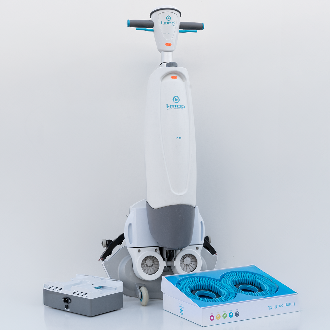 Машина за почистване на подове I-mop XL