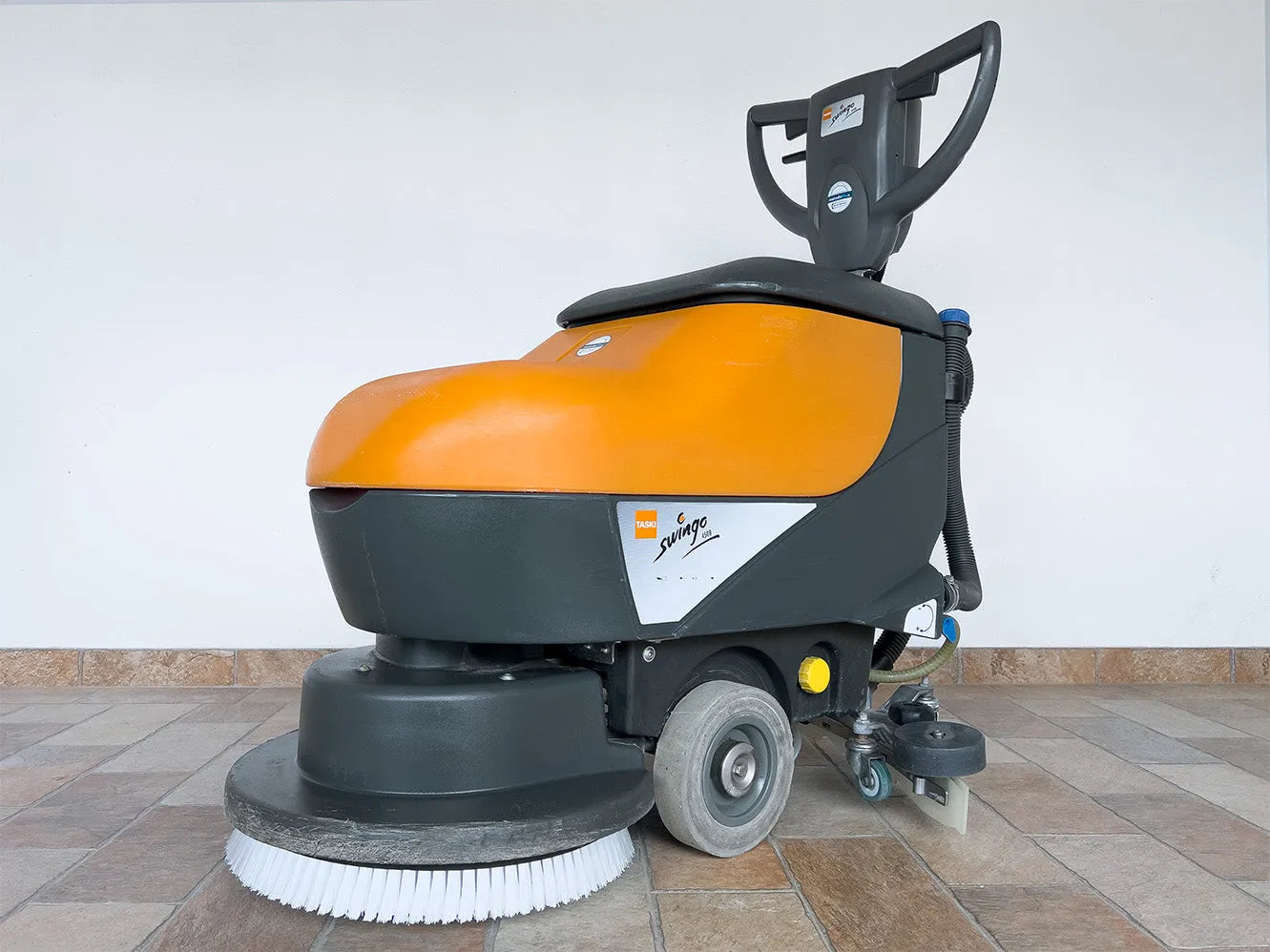 Lavasciuga pavimenti Taski Swingo 455B - MetodoBlu