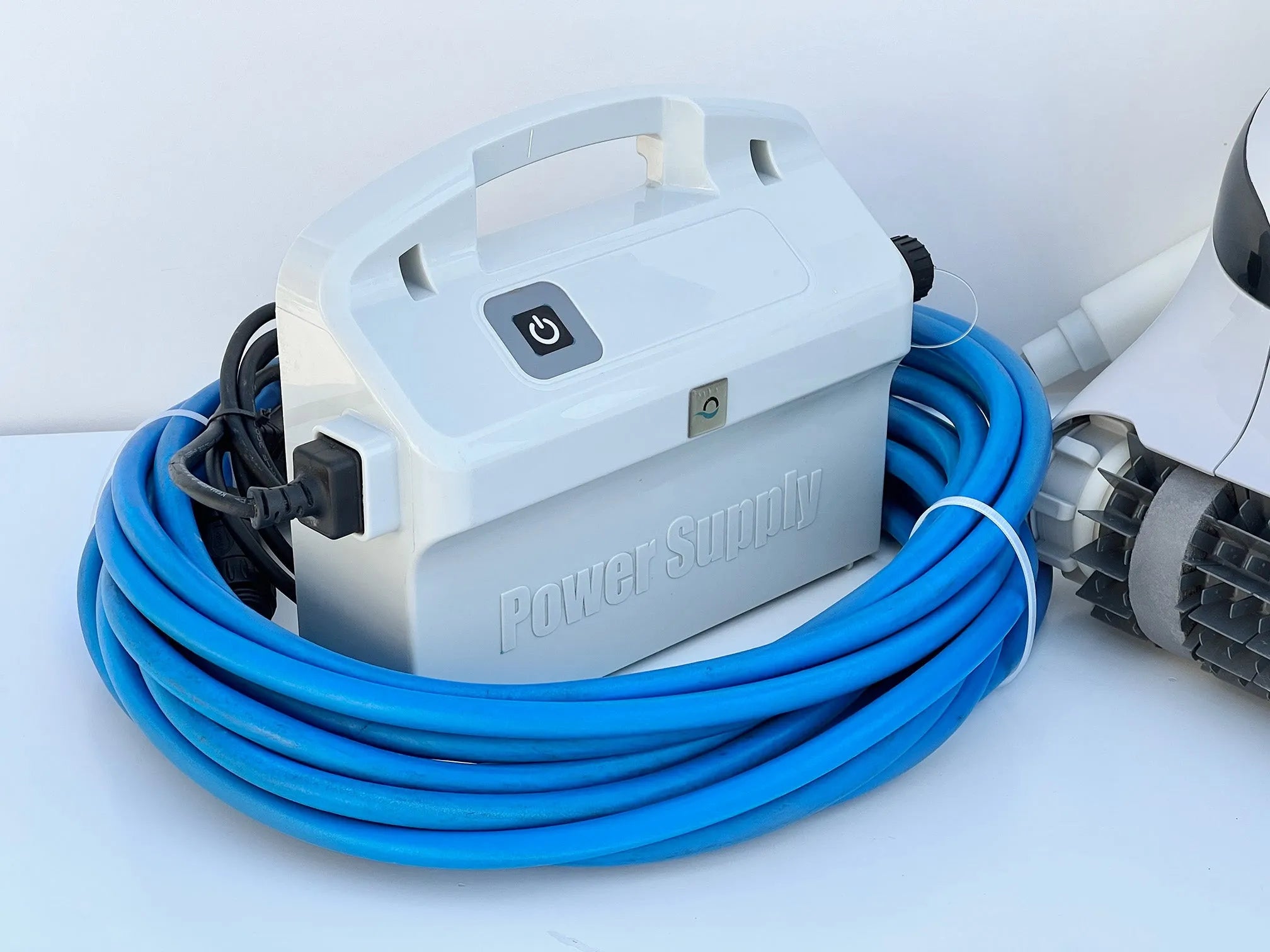 Robot de curățare pentru piscină Dolphin Maytronics Comfort Active